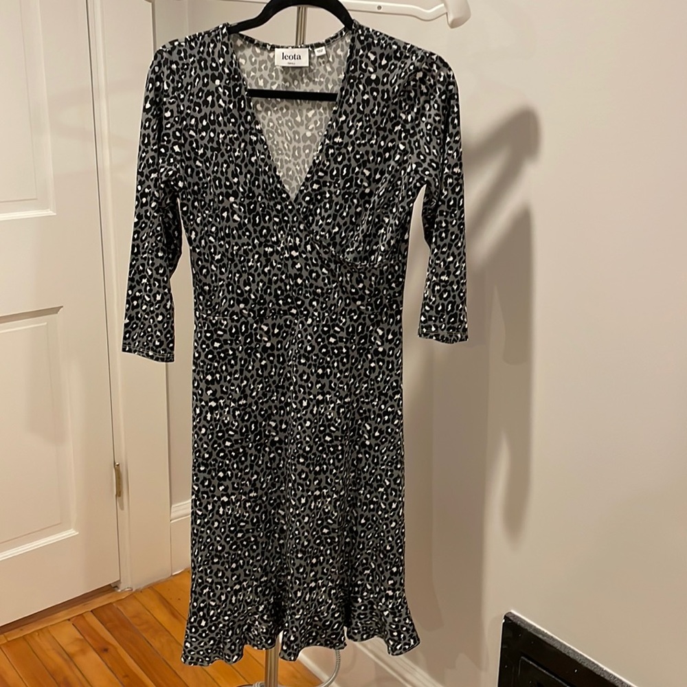 Black and white print midi dress